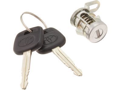 Toyota 69055-0C010 Cylinder & Key Set, Back Door Lock