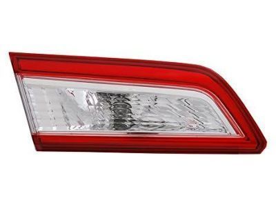 Toyota Camry Back Up Light - 81580-06380