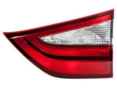 2016 Toyota Sienna Tail Light - 81580-08030