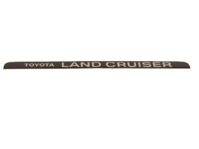 1997 Toyota Land Cruiser Emblem - 75435-60040