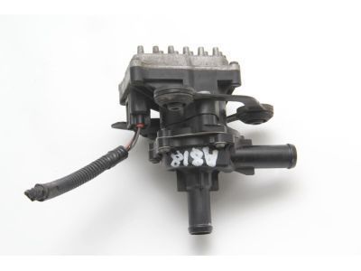 Toyota G9020-33010 Water Pump Assembly W/Motor Bracket